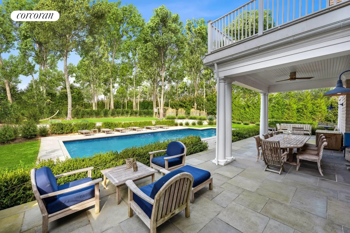 The Hamptons Real Estate | View 66 Birchwood Lane | room 2