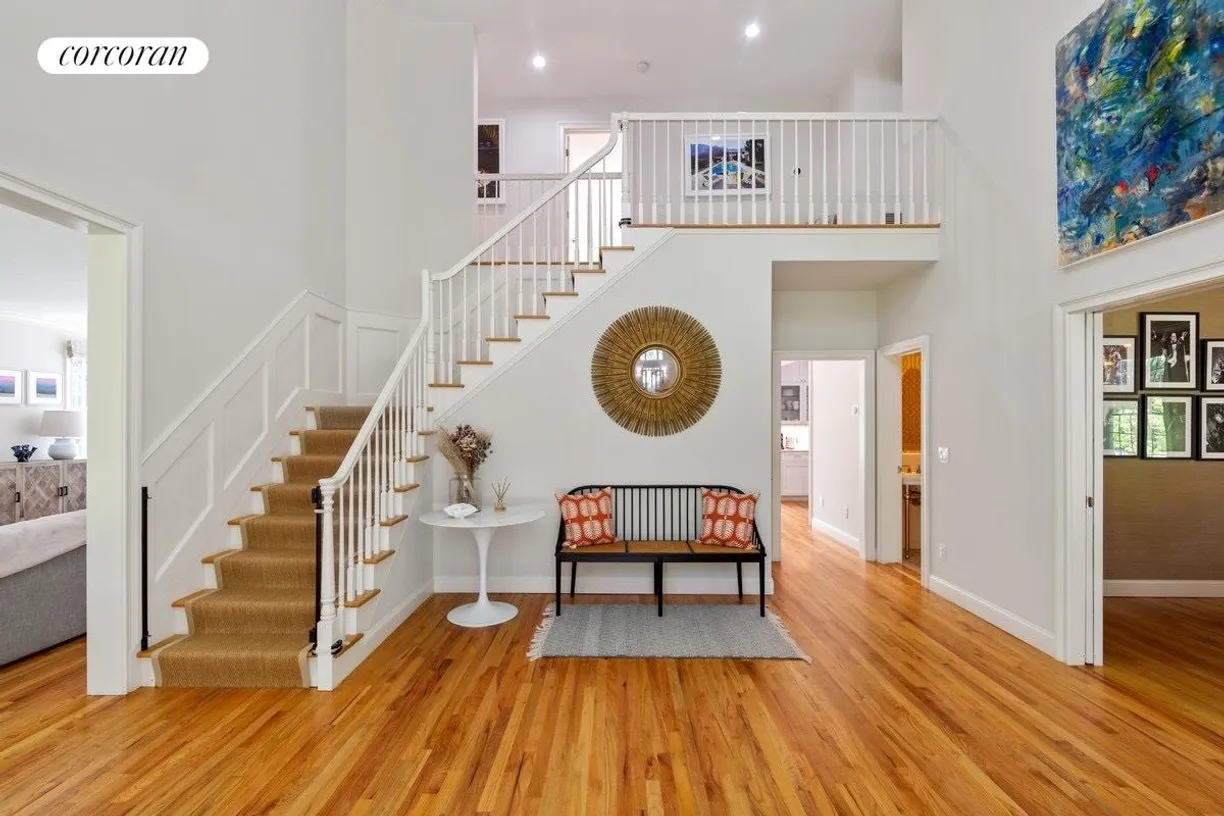 The Hamptons Real Estate | View 29 Grape Arbor Lane | room 2