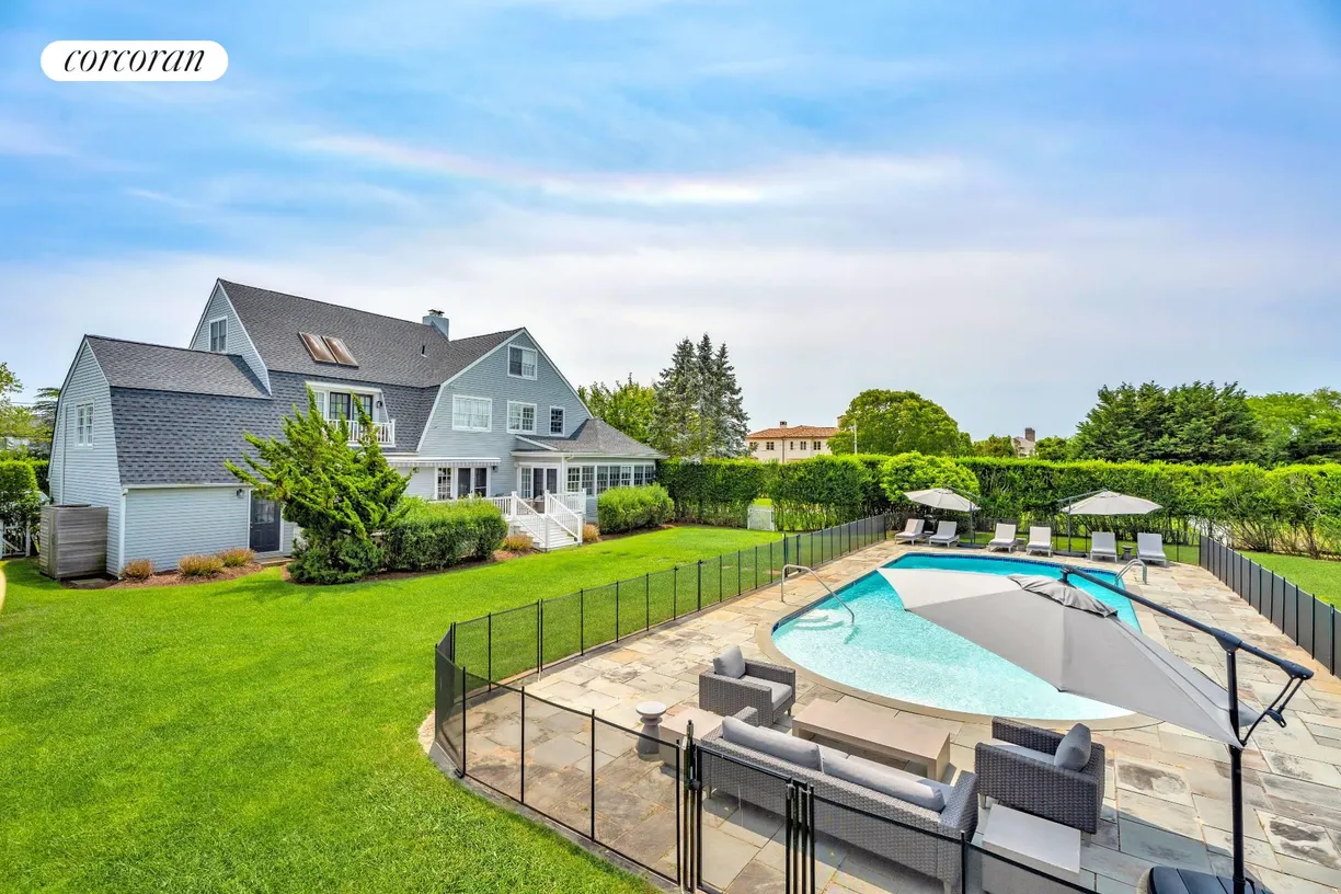 The Hamptons Real Estate | View 245 Oneck Lane | Spacious Backyard