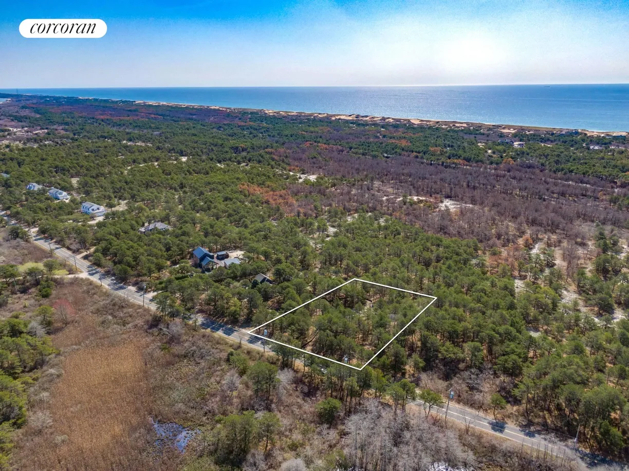 The Hamptons Real Estate | View 200 Cranberry Hole Road | room 1