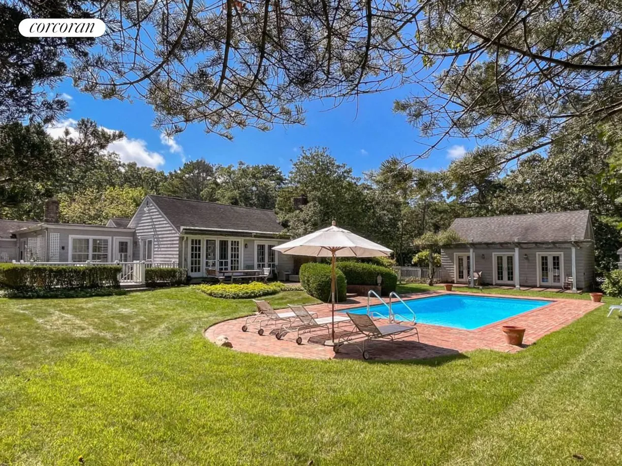 The Hamptons Real Estate | View 474 Water Mill Towd Road | 3 Beds, 3 Baths