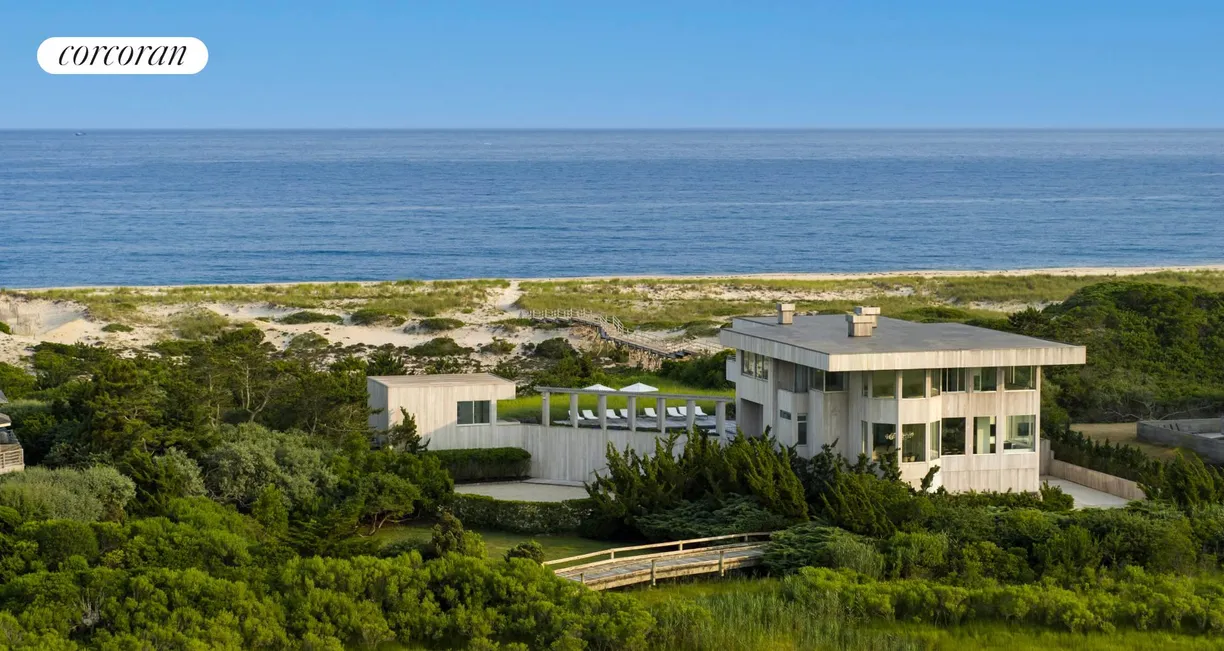 The Hamptons Real Estate | View 1550 Meadow Lane | 6 Beds, 8 Baths