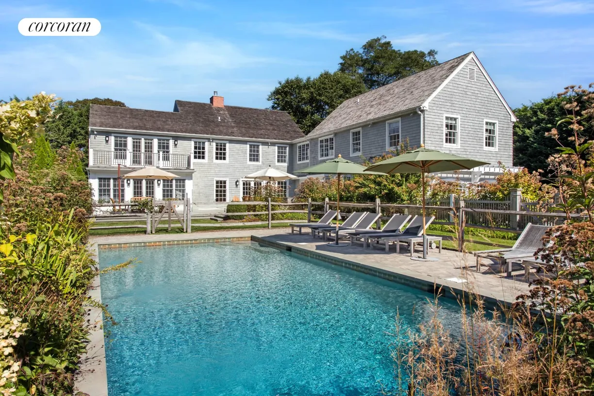 The Hamptons Real Estate | View 1 Ring Neck Road | 7 Beds, 4 Baths