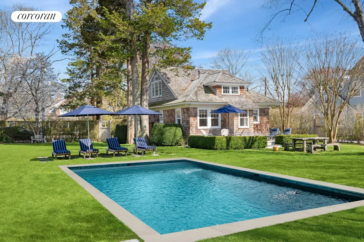 The Hamptons Real Estate | View 73 Halsey Street | 2 Beds, 3 Baths
