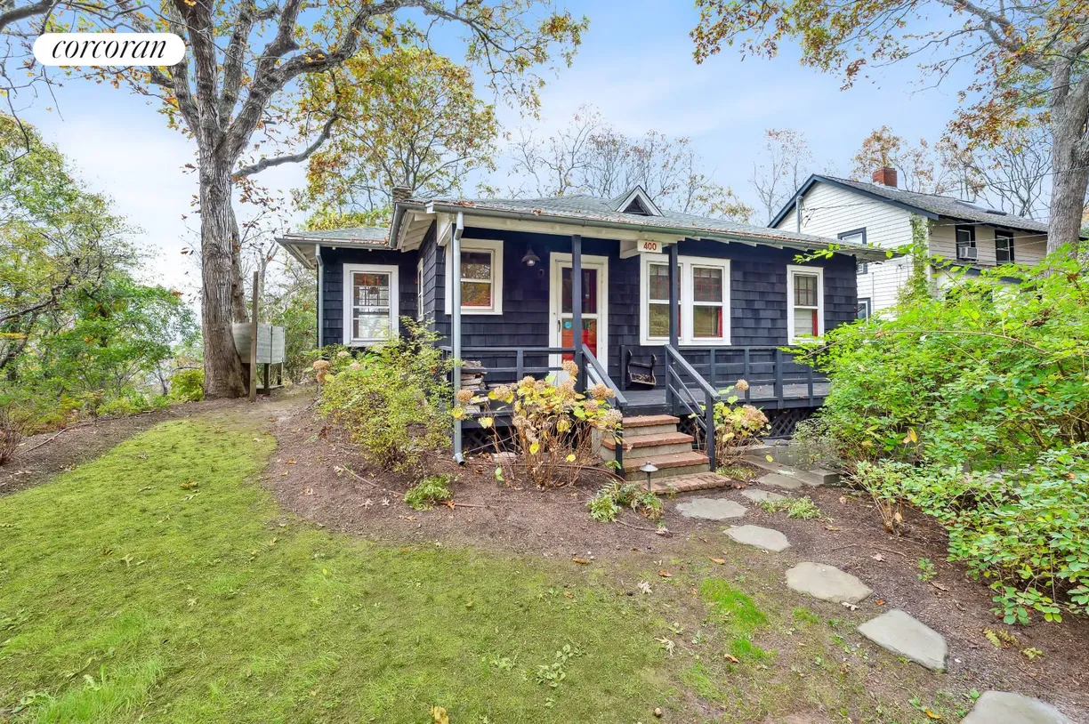 The Hamptons Real Estate | View 400 Diamond Lane | 400 Diamond Lane