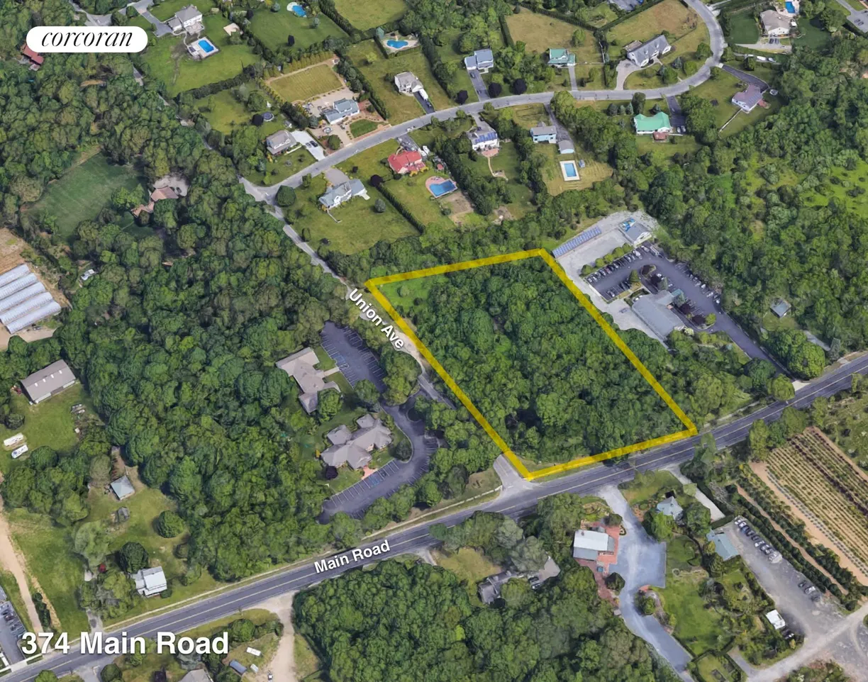 The Hamptons Real Estate | View 374 Main Road