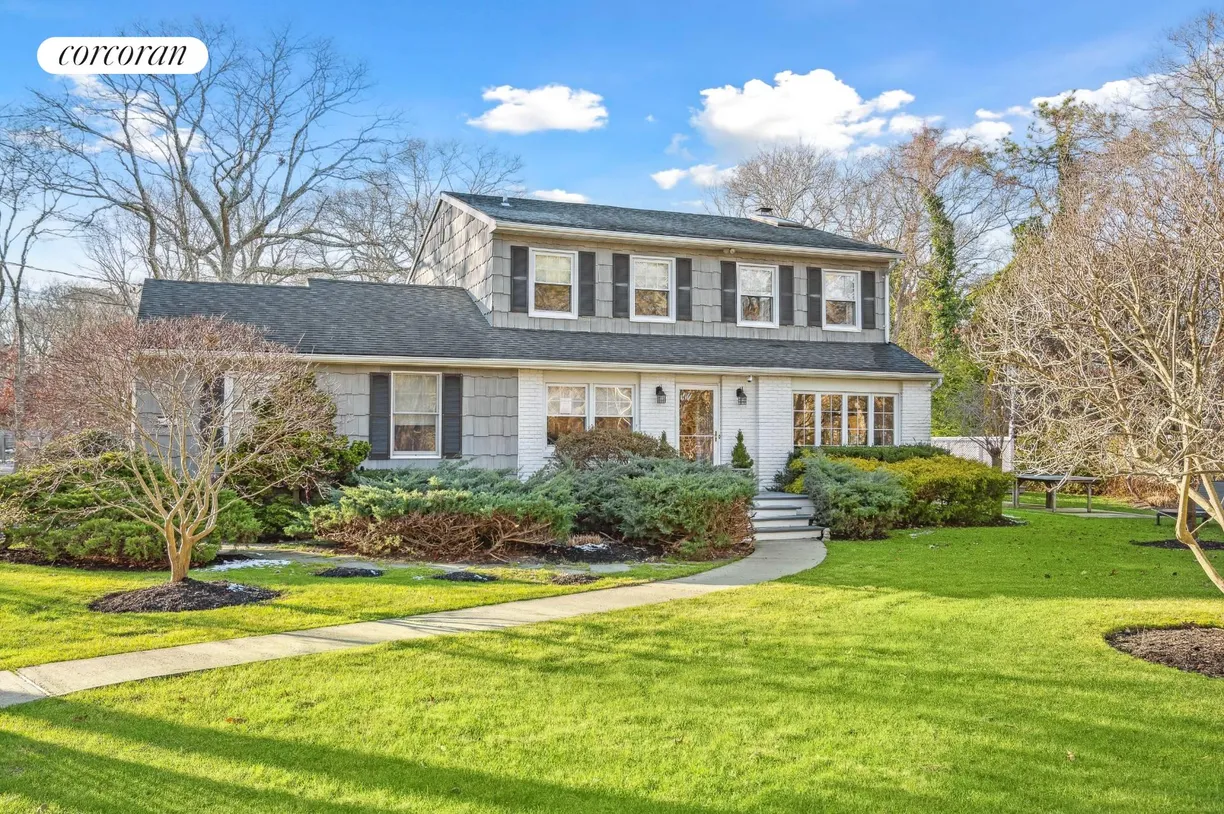 The Hamptons Real Estate | View 23 North Westbury Road | 4 Beds, 2 Baths