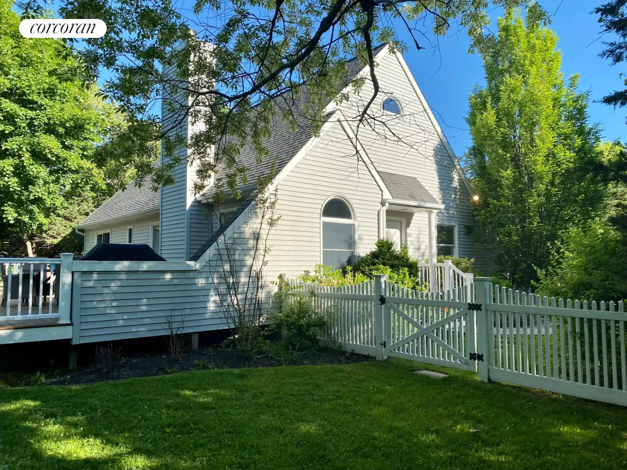 The Hamptons Real Estate | View 45A Old Country Road | 3 Beds, 3 Baths