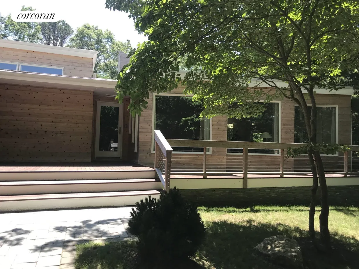 The Hamptons Real Estate | View 15 Augies Path | room 1