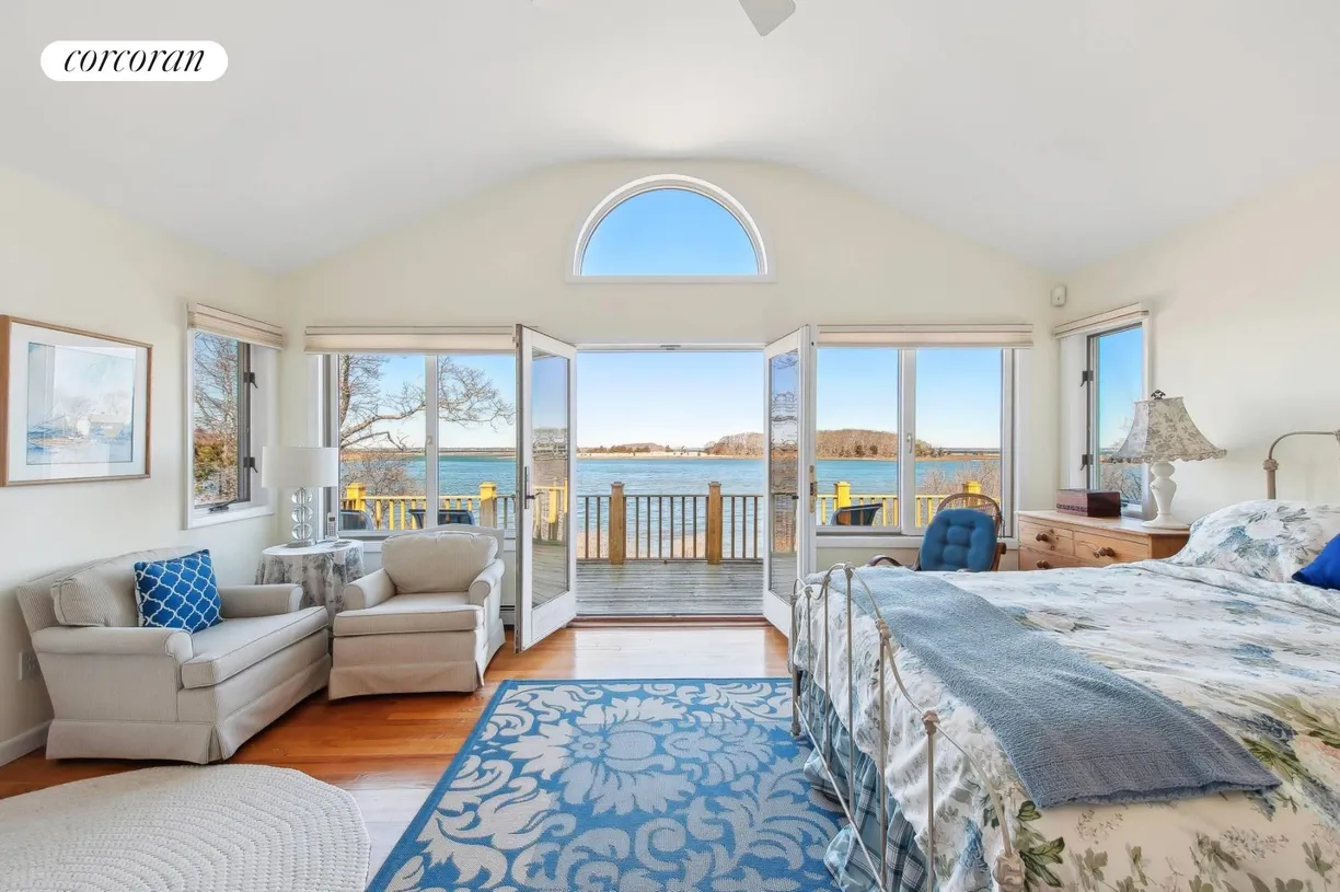 The Hamptons Real Estate | View 39 Maple Lane | room 2