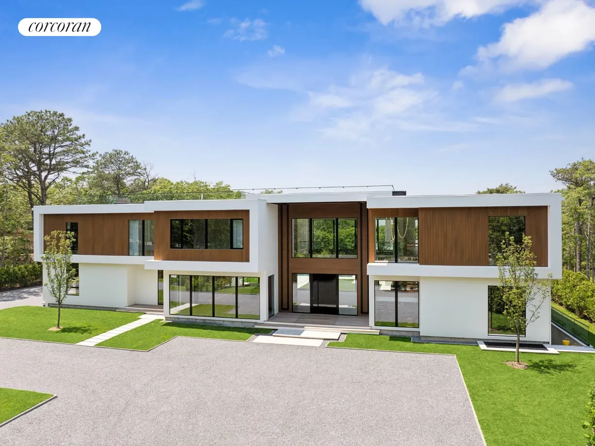 The Hamptons Real Estate | View 15 Water Mill Heights Drive | room 1