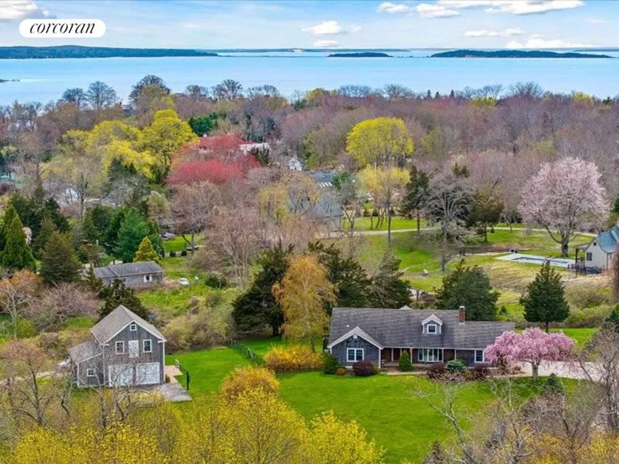 The Hamptons Real Estate | View 106 South Ferry Road | 4 Beds, 4 Baths