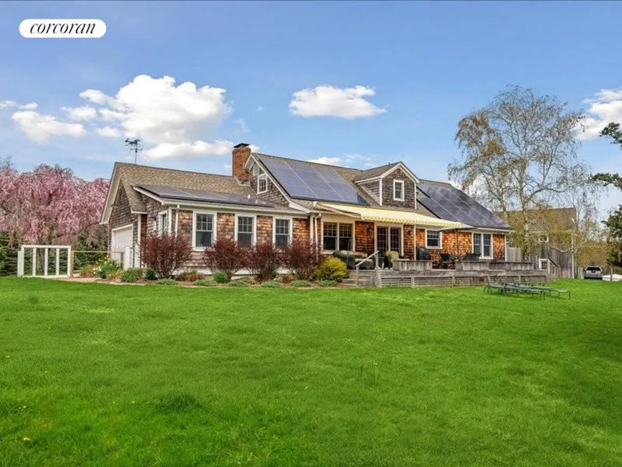 The Hamptons Real Estate | View 106 South Ferry Road | room 1