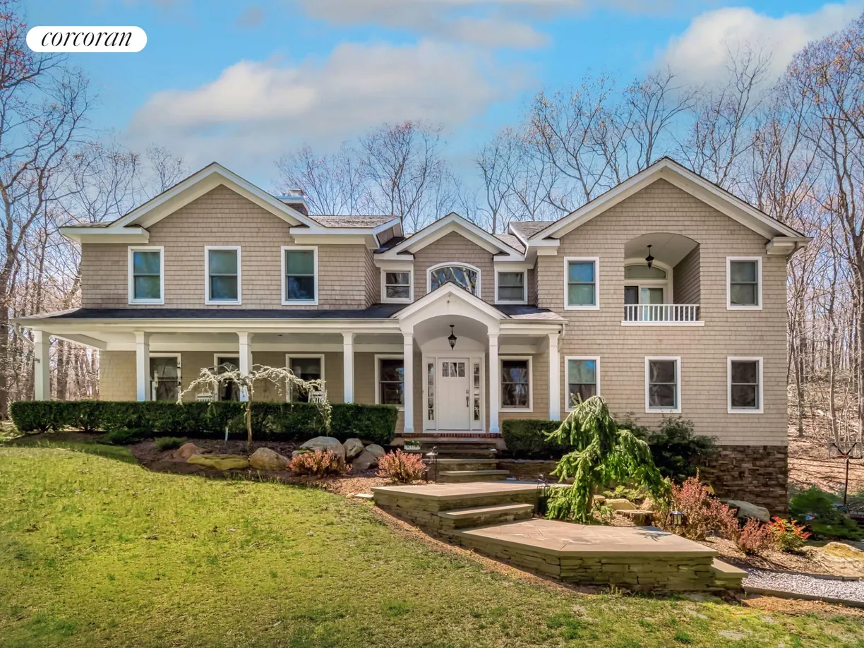 The Hamptons Real Estate | View 261 Brick Kiln Road | 4 Beds, 4 Baths