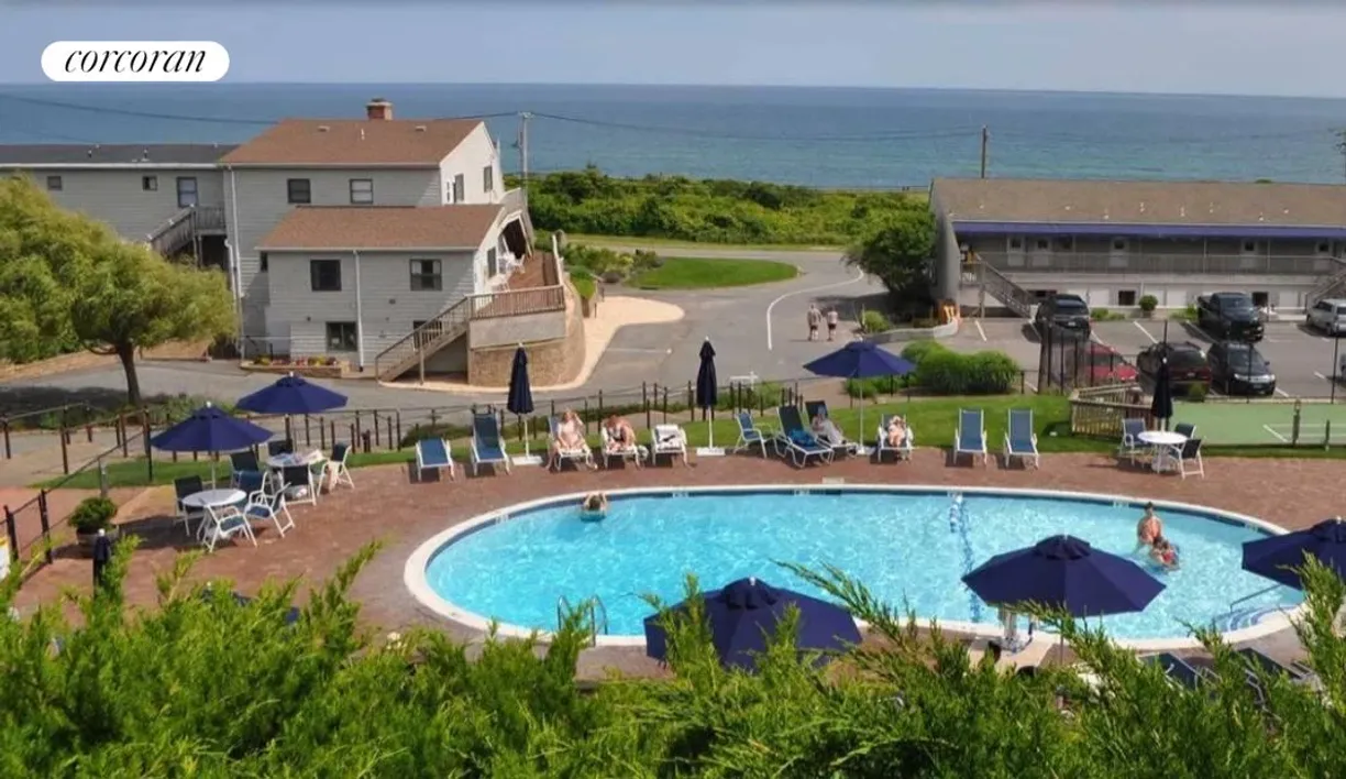The Hamptons Real Estate | View 727 Old Montauk Highway | 1 Bath