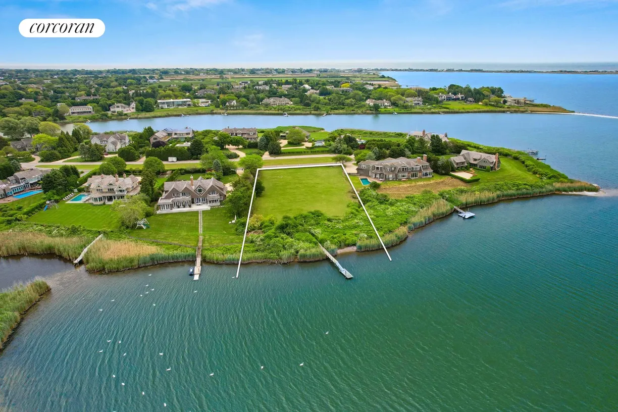 The Hamptons Real Estate | View 116 Brennans Moor | room 2