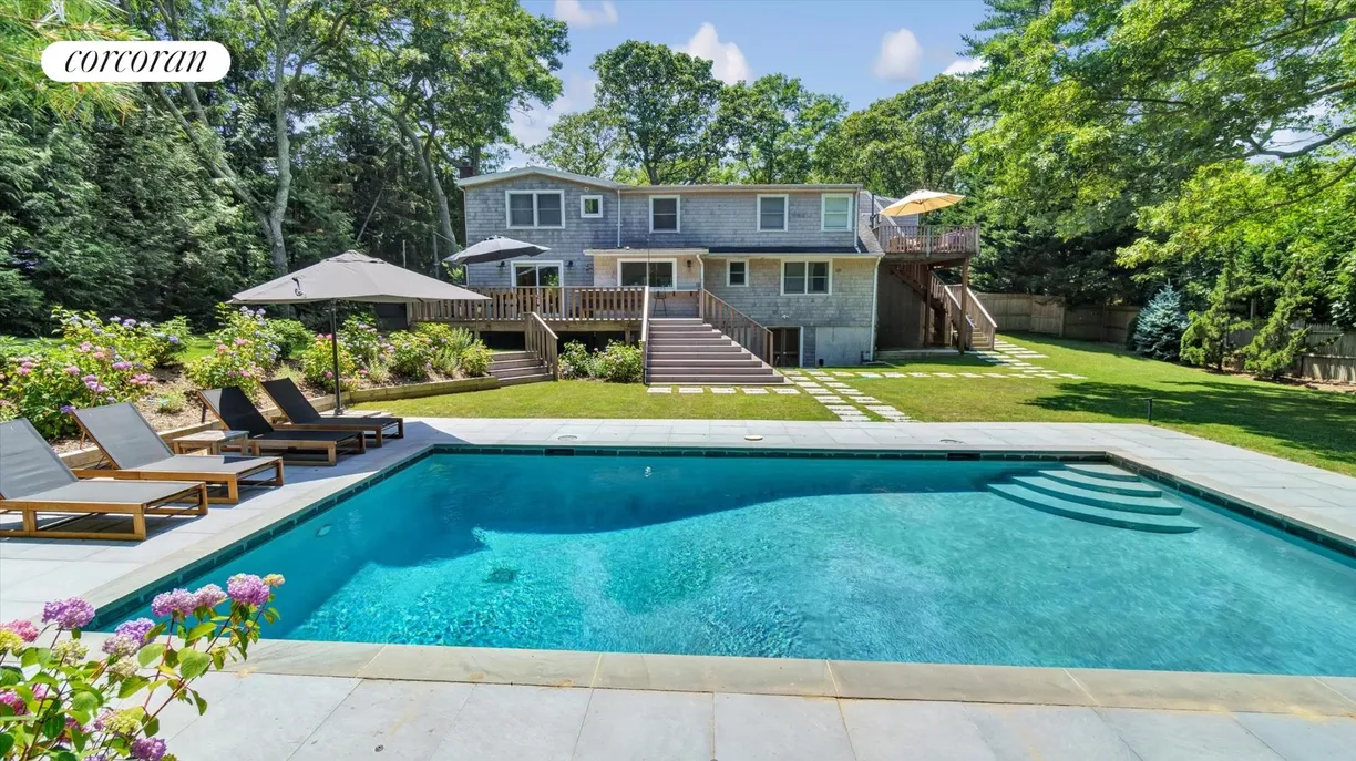 The Hamptons Real Estate | View 18 Bay View Road | room 2
