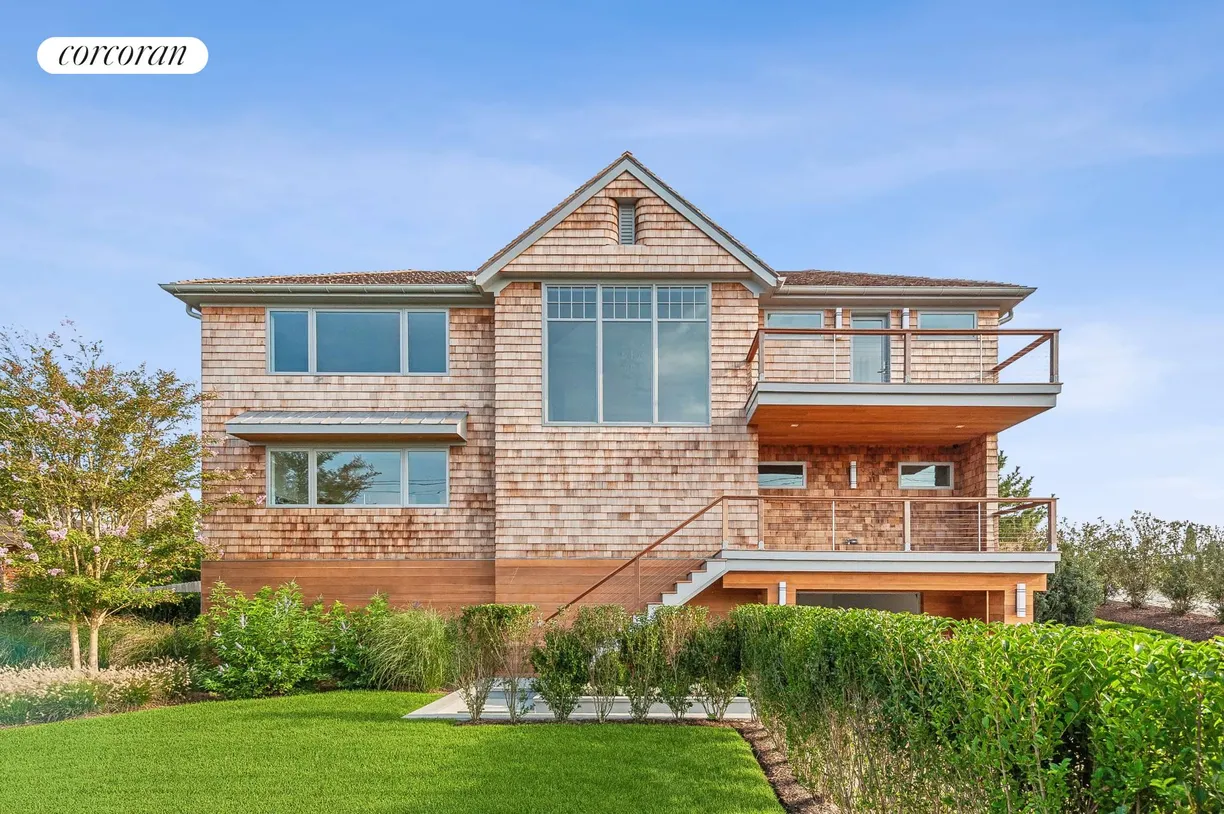 The Hamptons Real Estate | View 451 Dune Road | room 1