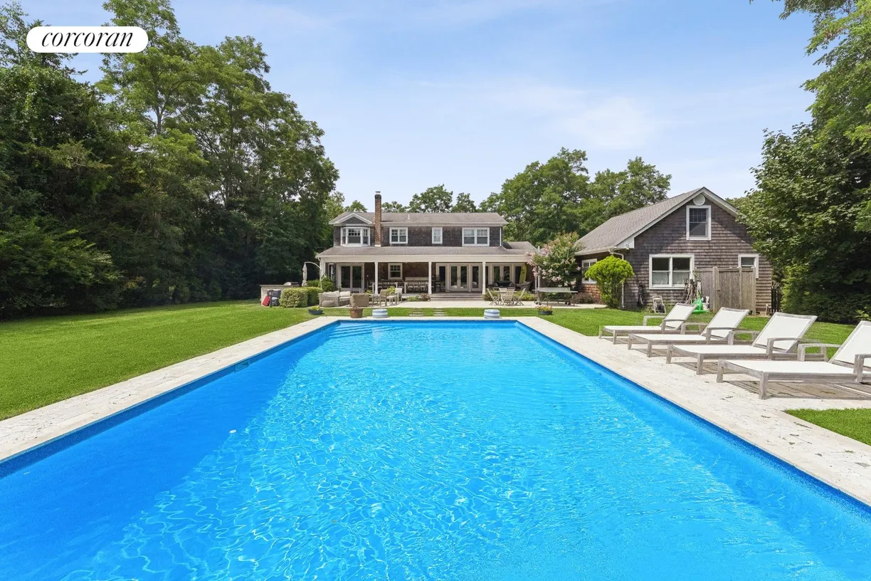 The Hamptons Real Estate | View 50 Old Main Road | 4 Beds, 4 Baths