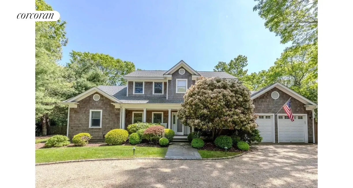 The Hamptons Real Estate | View 16 Ocean Parkway | 4 Beds, 5 Baths