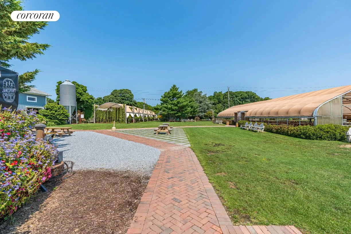 The Hamptons Real Estate | View 5873 Sound Avenue | 5873 Sound Avenue