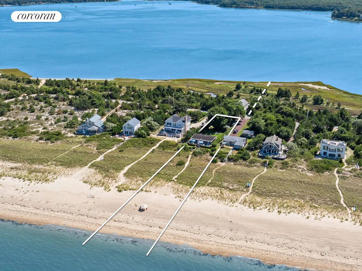 The Hamptons Real Estate | View 55 Sammys Beach Road | 4 Beds, 4 Baths