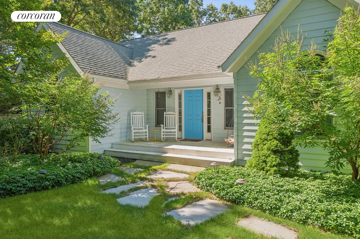 The Hamptons Real Estate | View 14 Hildreth Road | room 1