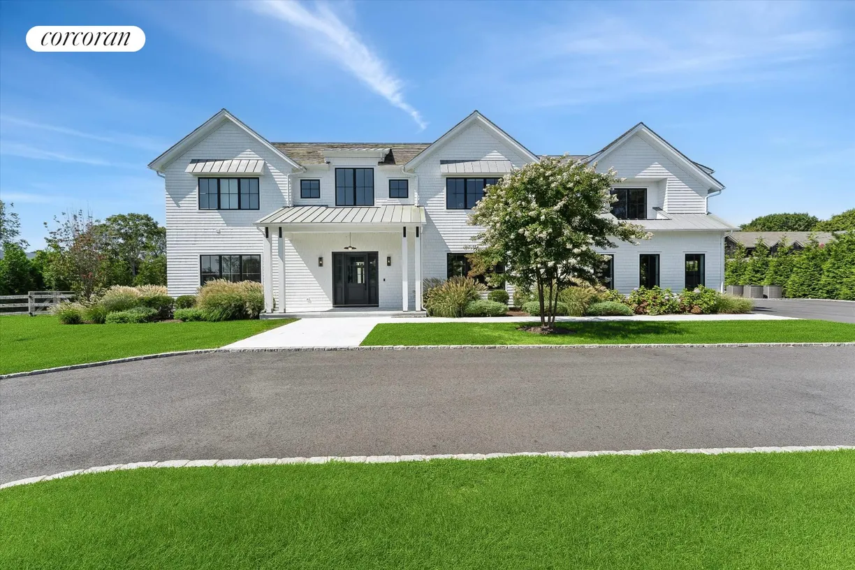 The Hamptons Real Estate | View 53A Tanners Neck Lane | 6 Beds, 7 Baths