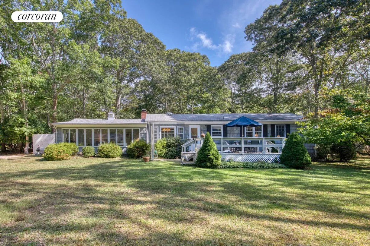 The Hamptons Real Estate | View 11F Petticoat Lane | 4 Beds, 2 Baths
