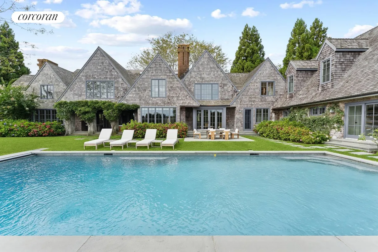 The Hamptons Real Estate | View 223 Parsonage Pond Road | room 1