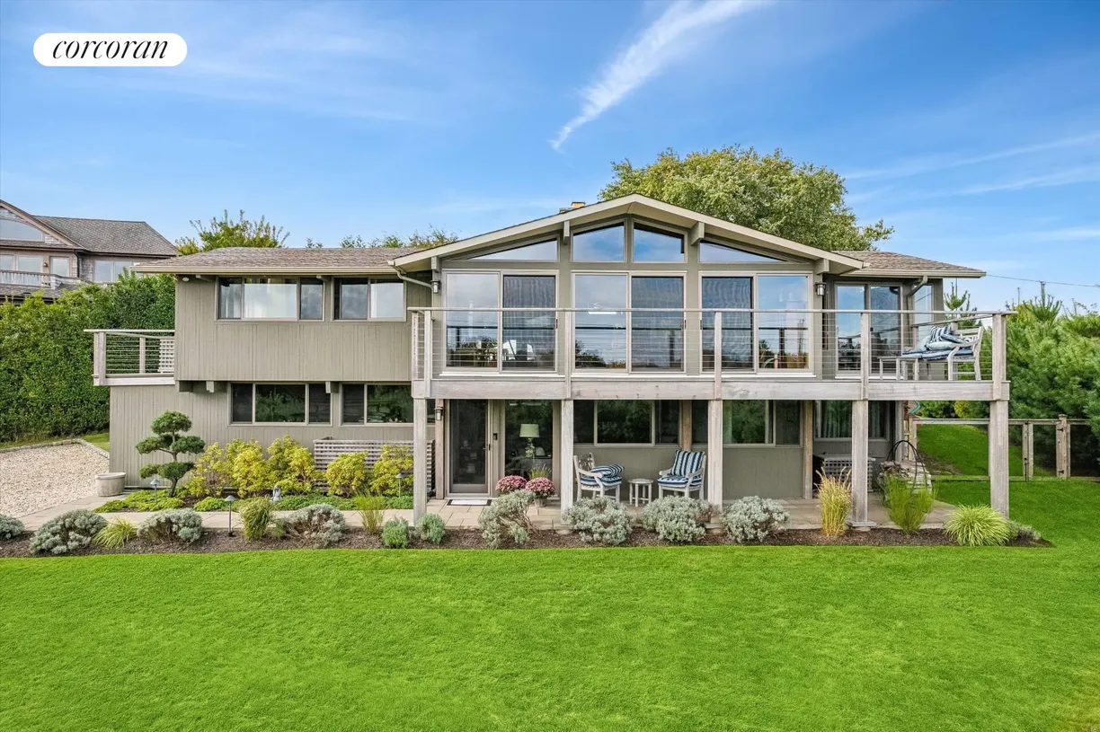 The Hamptons Real Estate | View 77 W Lake Drive | 4 Beds, 2 Baths