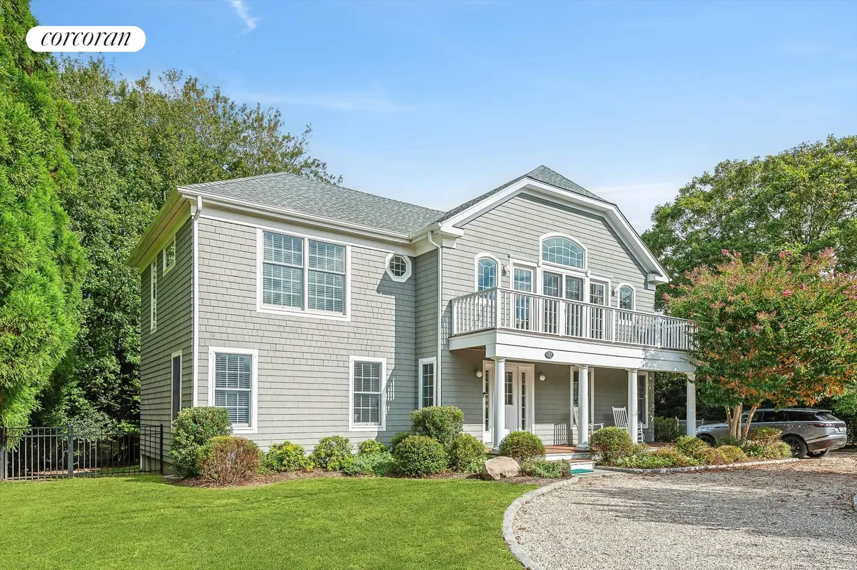 The Hamptons Real Estate | View 59 Madison Drive | 4 Beds, 3 Baths