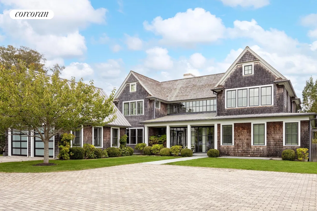 The Hamptons Real Estate | View 79 Meeting House Lane | 9 Beds, 9 Baths