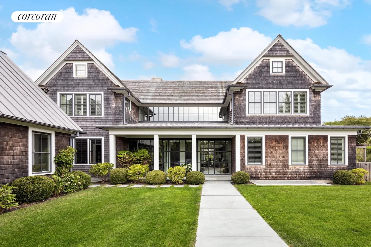 The Hamptons Real Estate | View 79 Meeting House Lane | room 1