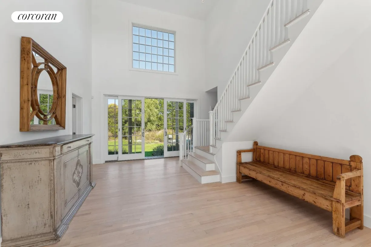 The Hamptons Real Estate | View 24 Leaward Lane | Foyer open to both front & back yards