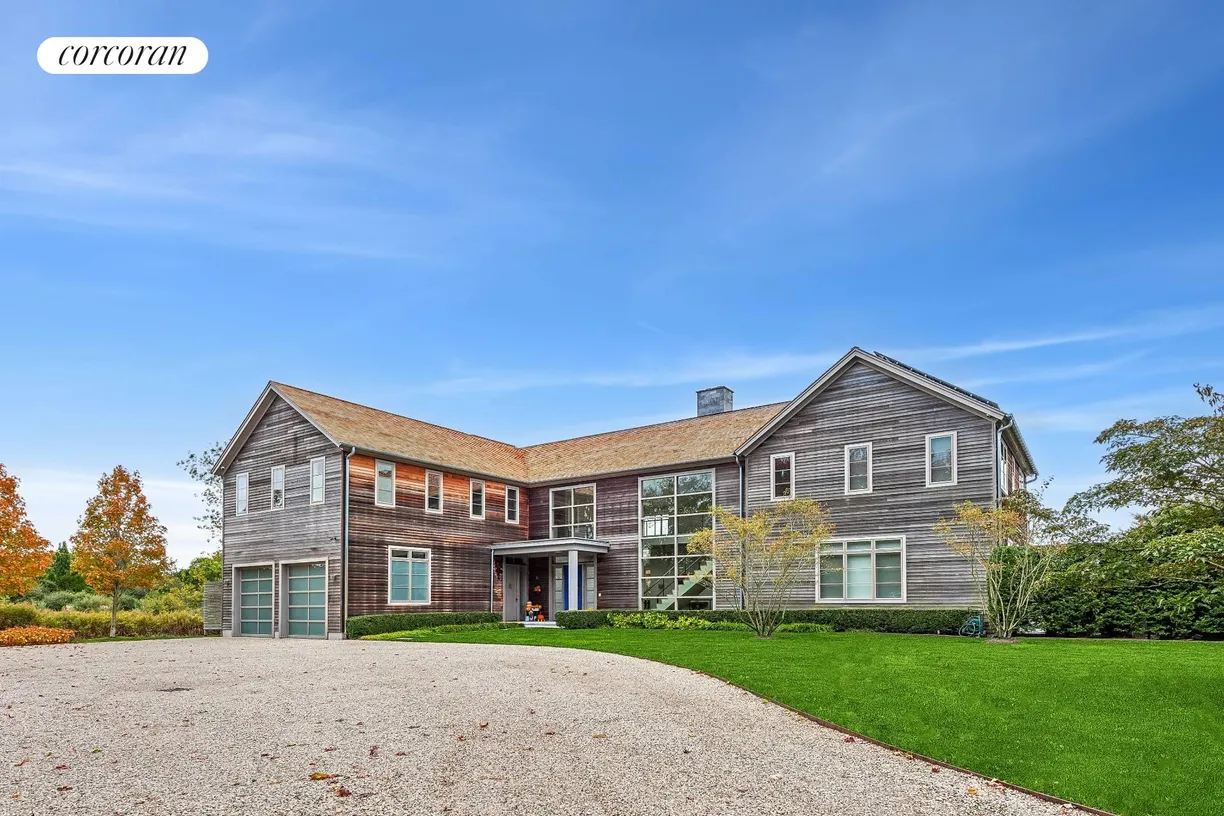 The Hamptons Real Estate | View 9 Cody Way | room 1
