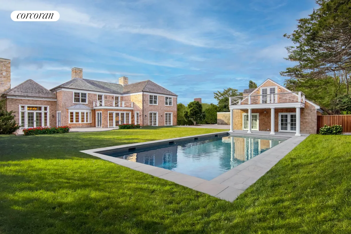 The Hamptons Real Estate | View 109 Hand Lane | room 1