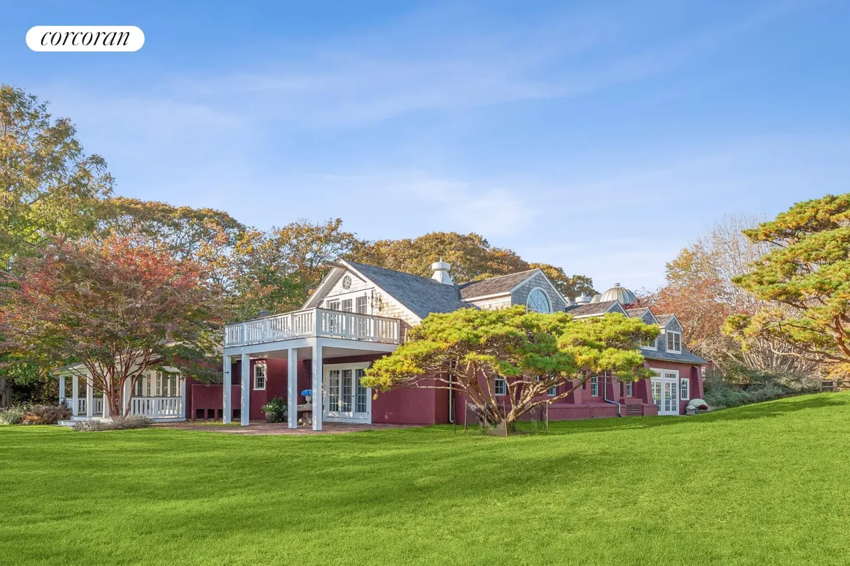 The Hamptons Real Estate | View 26 Ruxton Road | 4 Beds, 4 Baths