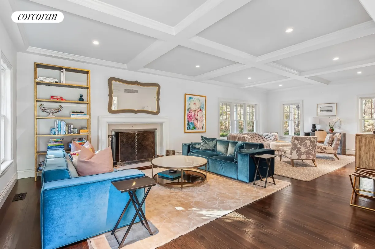 The Hamptons Real Estate | View 34 Redcoats Lane | room 1