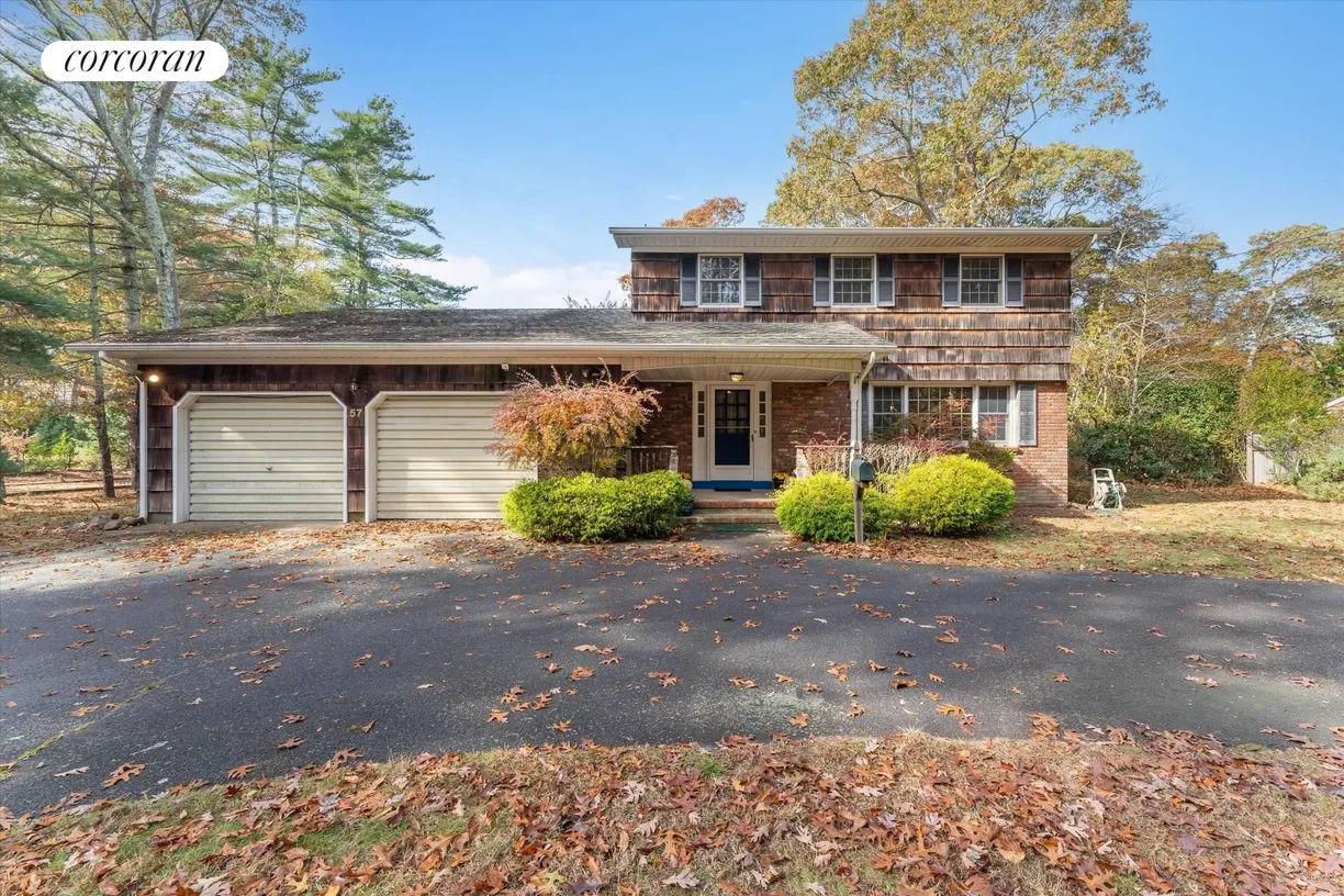 The Hamptons Real Estate | View 57 Jagger Lane | room 1