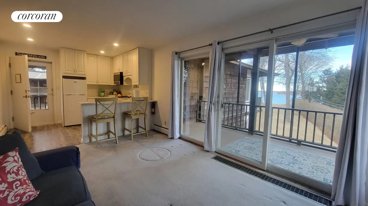 The Hamptons Real Estate | View 13 Winthrop Road | room 1