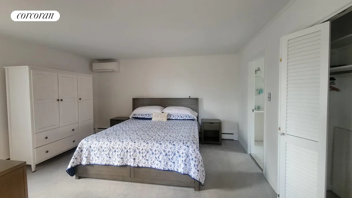 The Hamptons Real Estate | View 13 Winthrop Road | room 2