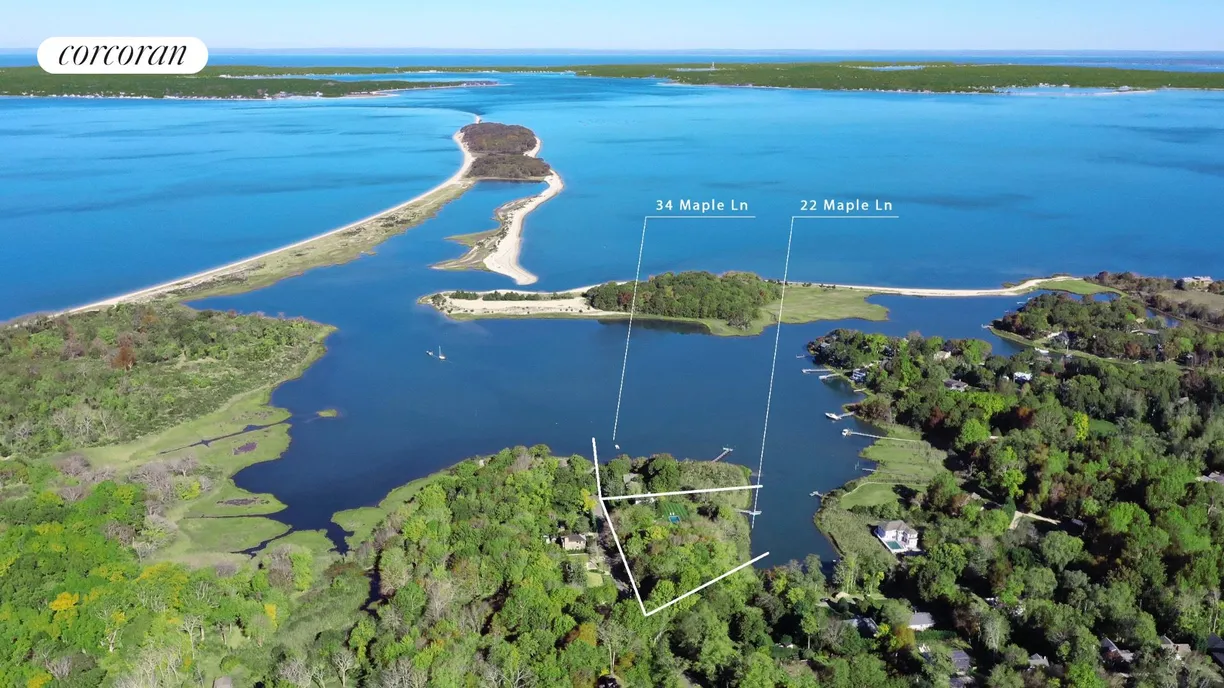 The Hamptons Real Estate | View 22 Maple Lane | 4 Beds, 5 Baths