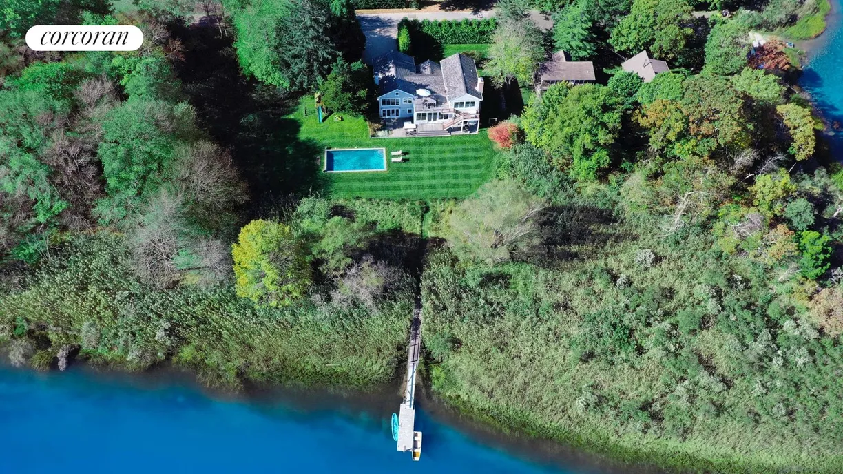 The Hamptons Real Estate | View 22 Maple Lane | room 1