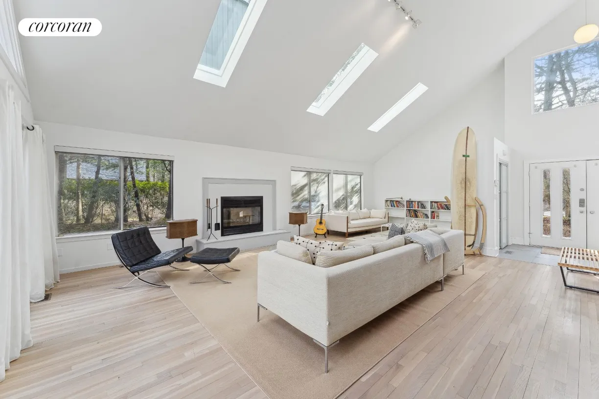 The Hamptons Real Estate | View 24 Quogue Riverhead Road | room 2