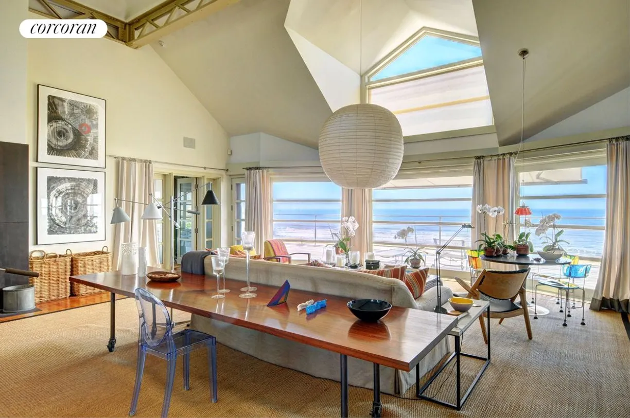 The Hamptons Real Estate | View 139 Crestview Lane | room 1