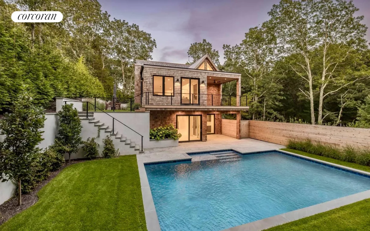 The Hamptons Real Estate | View 28 Wheelock Walk | room 1