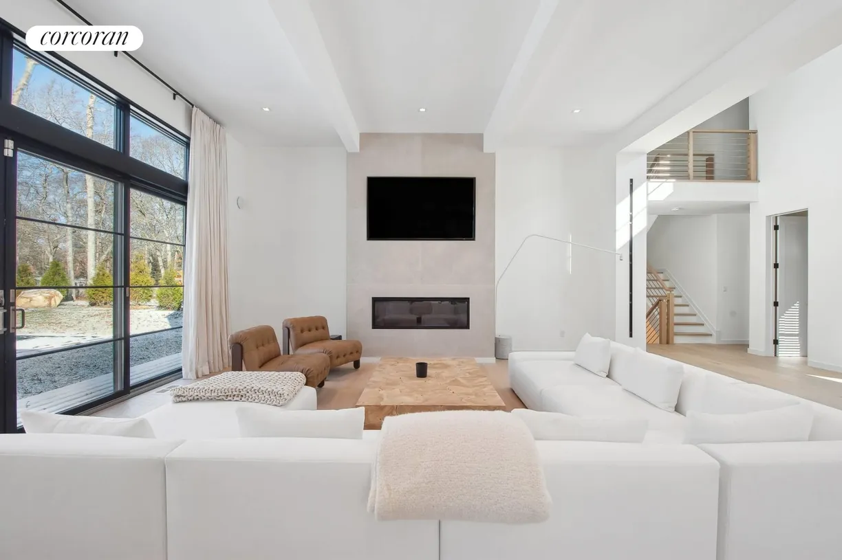 The Hamptons Real Estate | View 14 Rutland Road | room 2