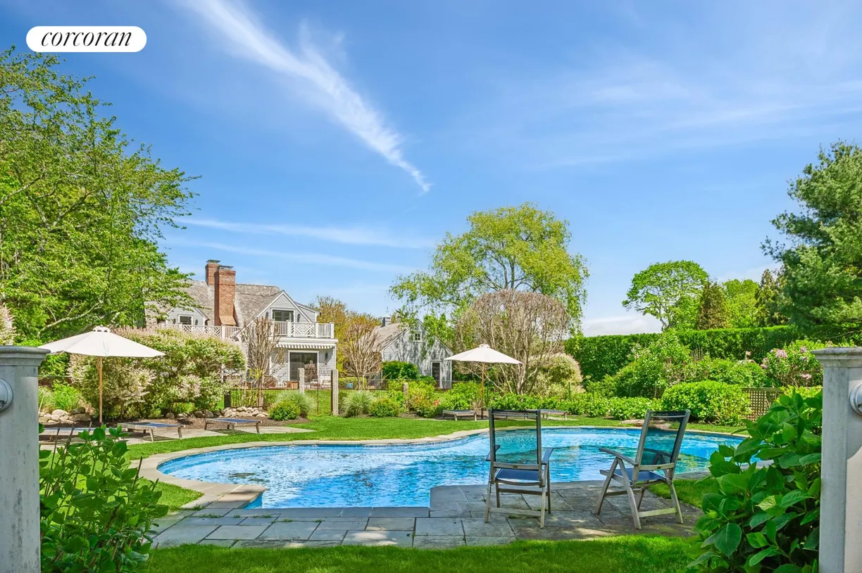 The Hamptons Real Estate | View 13 Ludlow Green | room 2