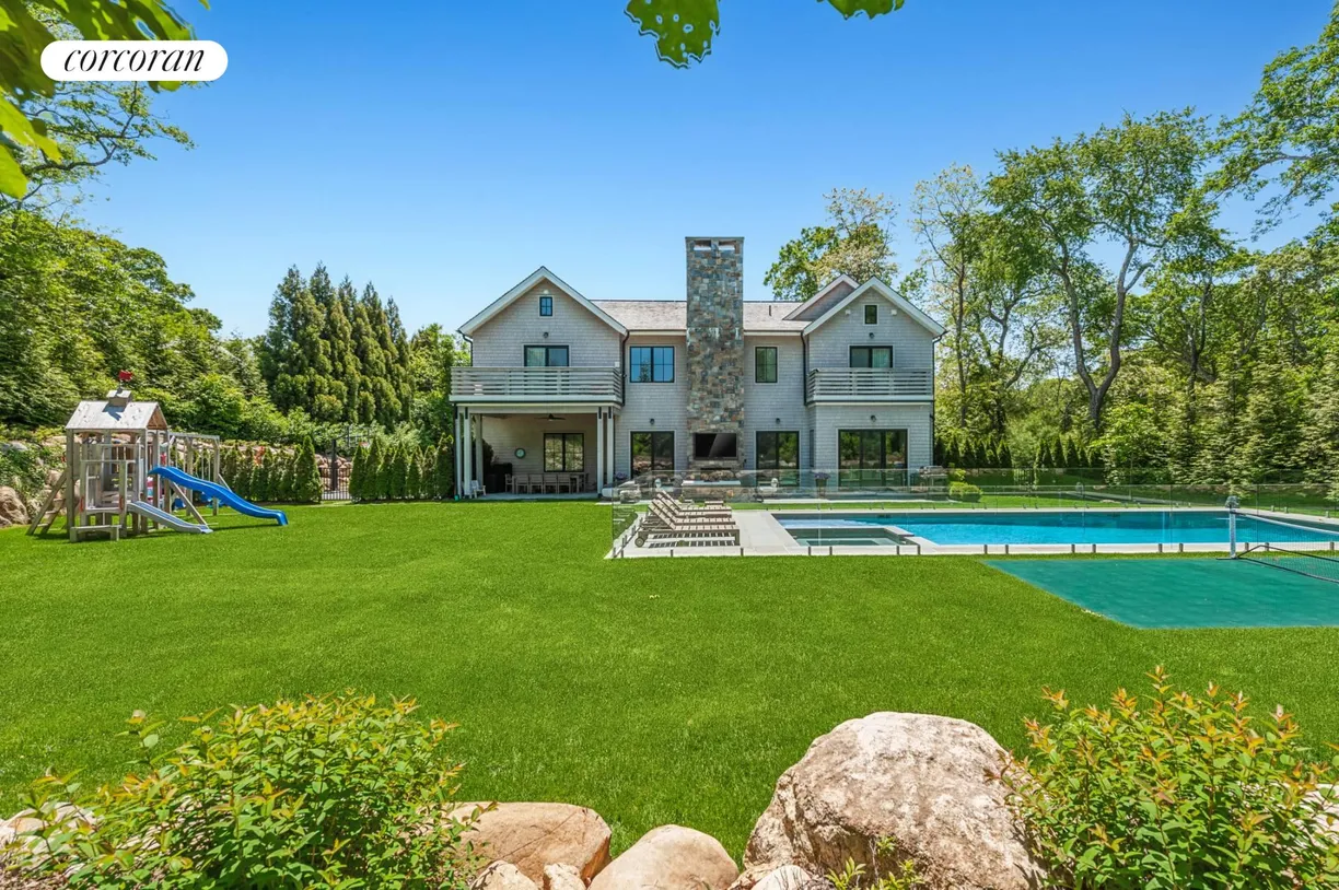 The Hamptons Real Estate | View 2 Fair Hills Lane | 6 Beds, 4 Baths